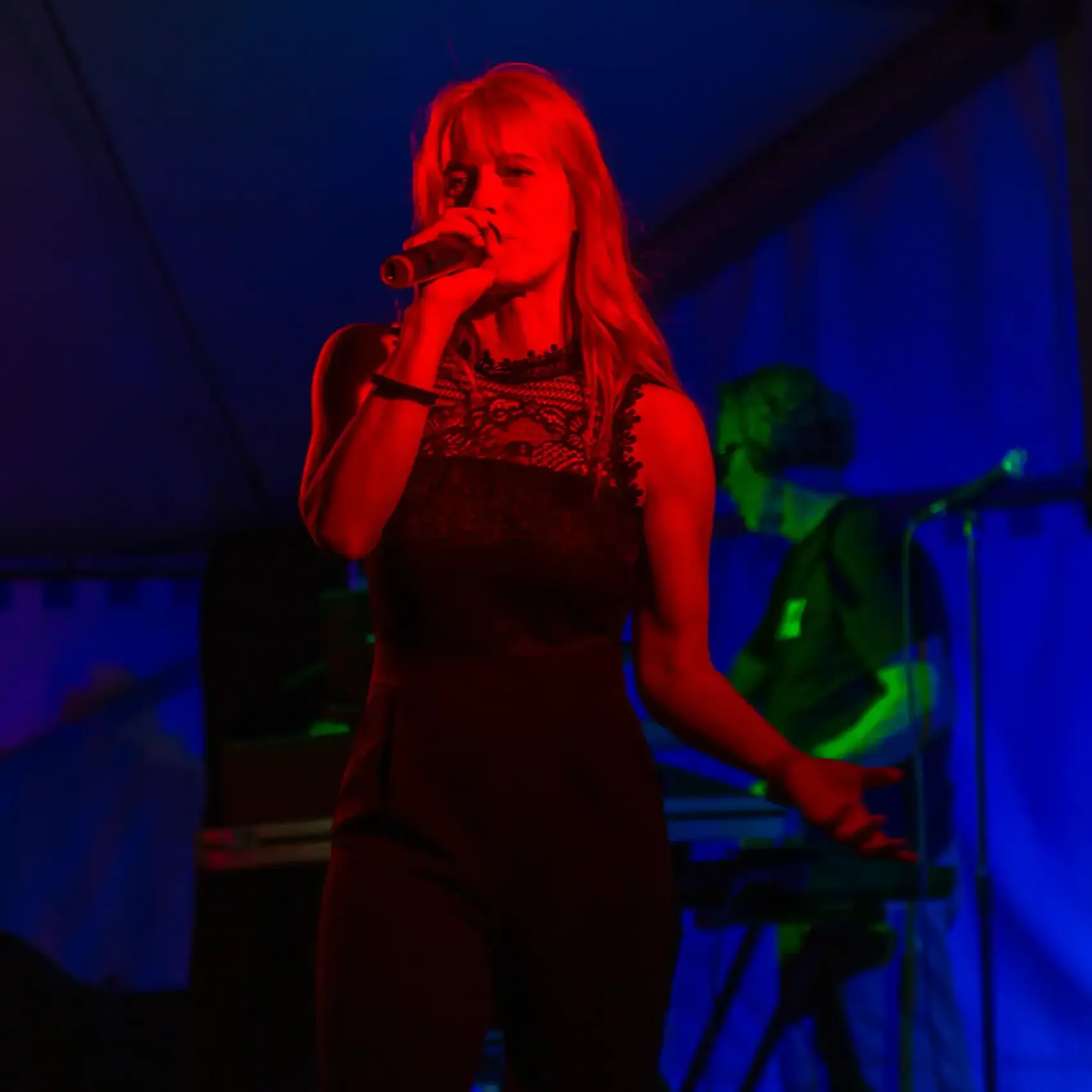 Amelie2 scaled uai Amelie2 – Orange.Partyband – Live-Band für Hochzeit, Events & Party