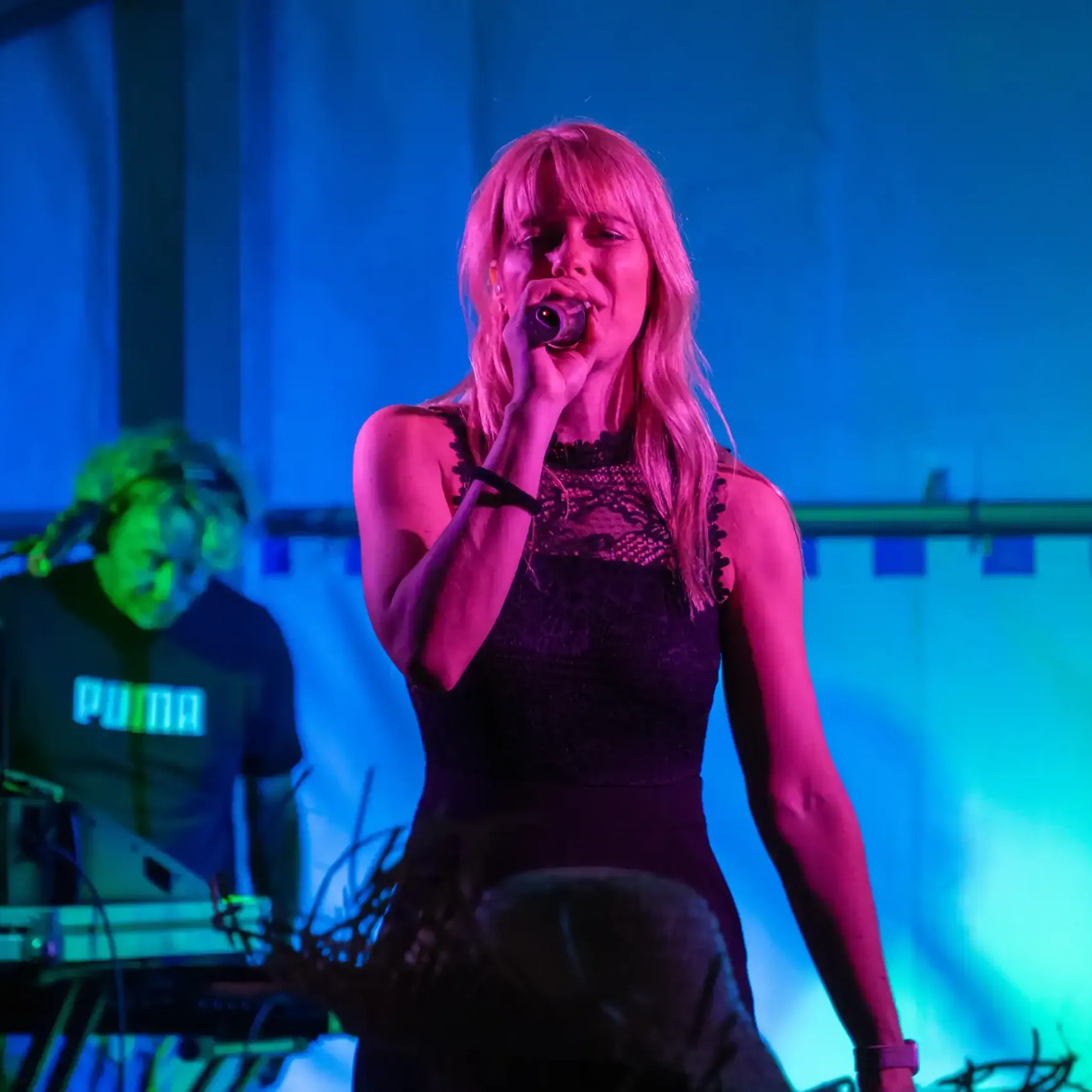 Amelie9 scaled uai Amelie9 – Orange.Partyband – Live-Band für Hochzeit, Events & Party