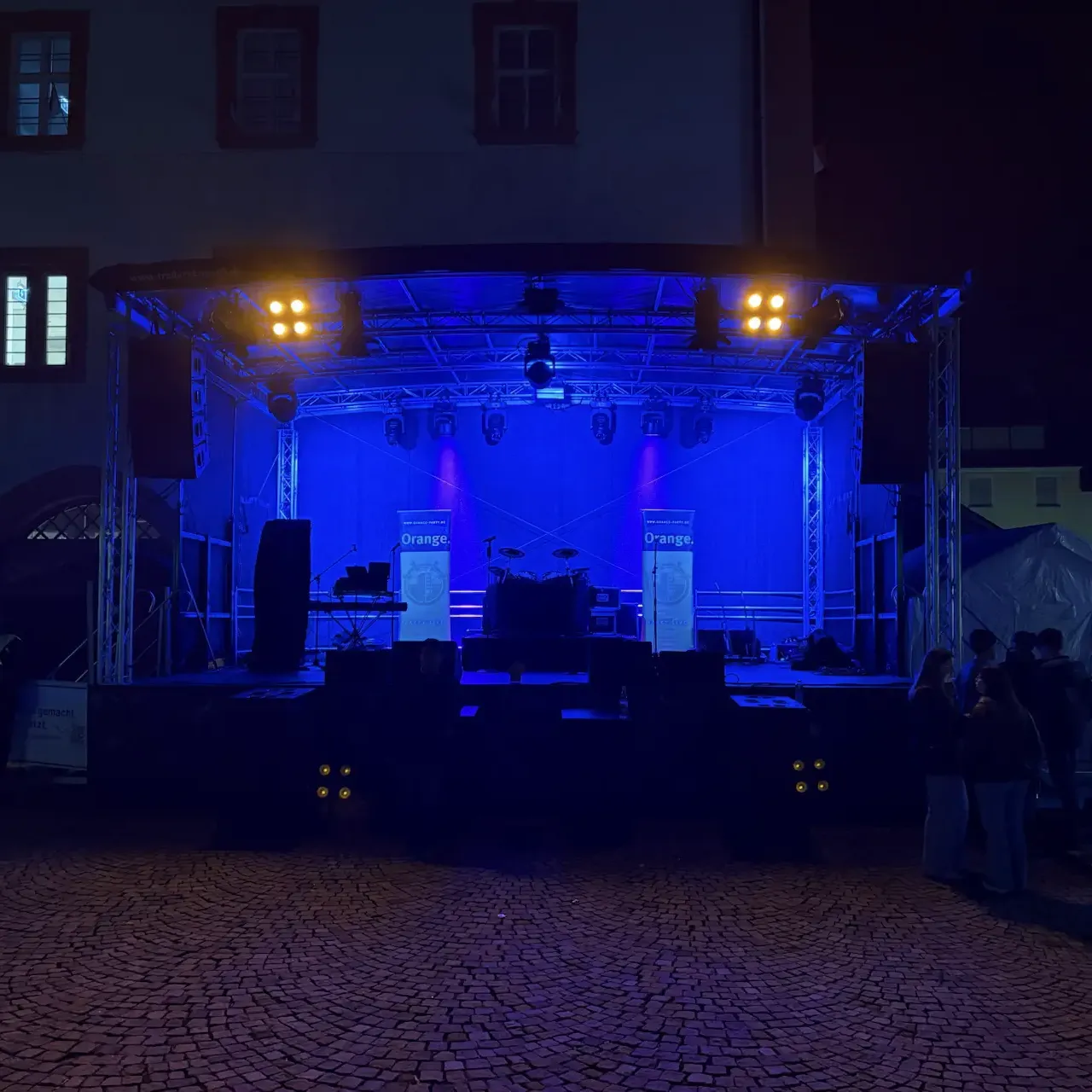 IMG 20241004 225922.HEIC compressed uai IMG_20241004_225922.HEIC_compressed – Orange.Partyband – Live-Band für Hochzeit, Events & Party