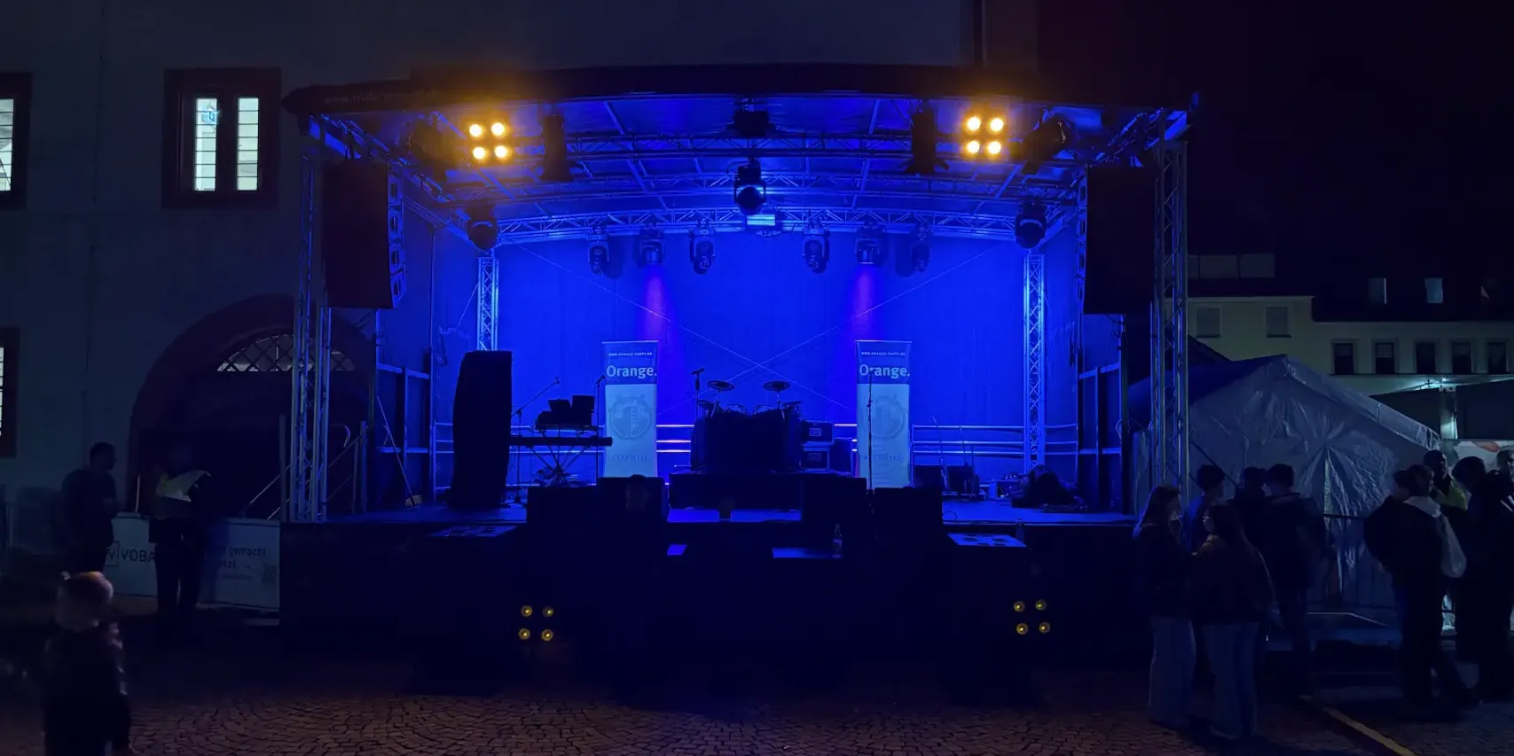 IMG 20241004 225922.HEIC compressed uai IMG_20241004_225922.HEIC_compressed – Orange.Partyband – Live-Band für Hochzeit, Events & Party