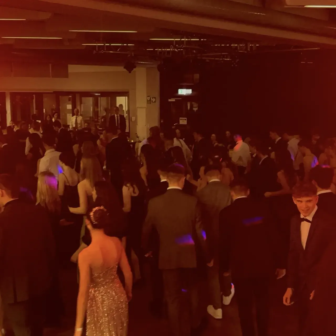 IMG 20241124 000545.JPG compressed uai IMG_20241124_000545.JPG_compressed – Orange.Partyband – Live-Band für Hochzeit, Events & Party