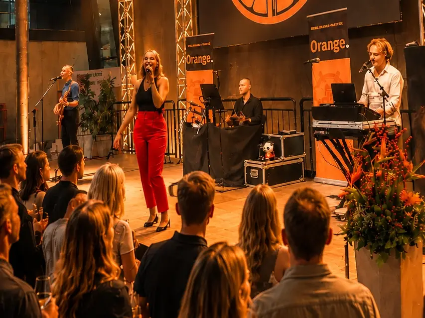 Band Messefeier 1 uai Band_Messefeier – Orange.Partyband – Live-Band für Hochzeit, Events & Party